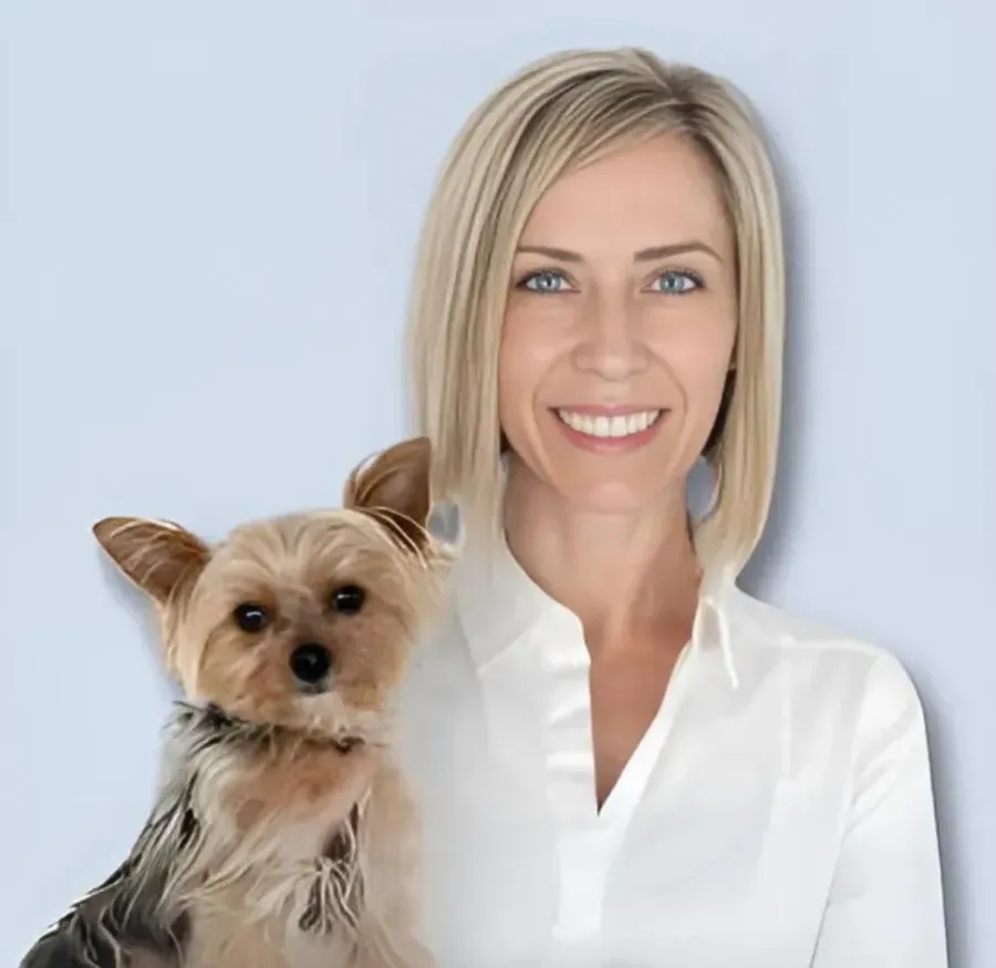 Renée Ruth, host of Platinum Agent Podcast